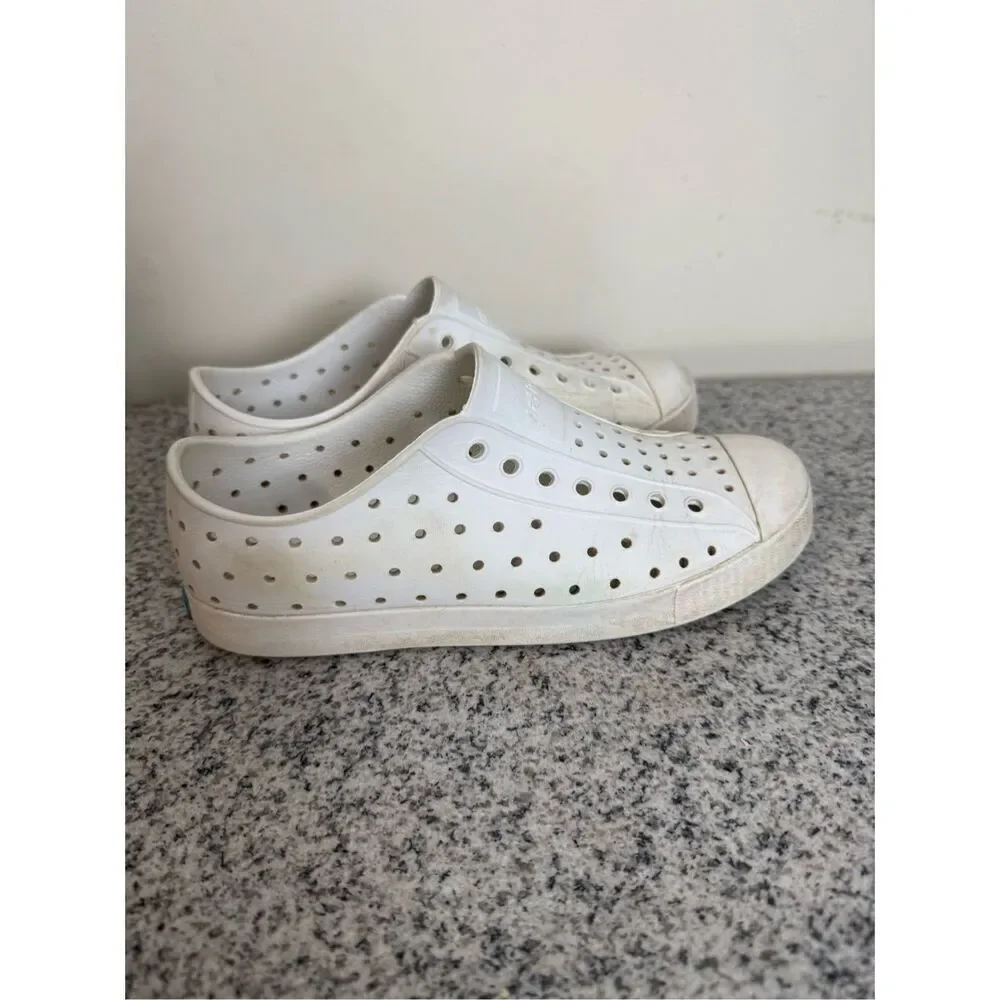 Native Shoes Kids Jefferson Slip-on Sneakers Kids Size 3 White Water Shoes